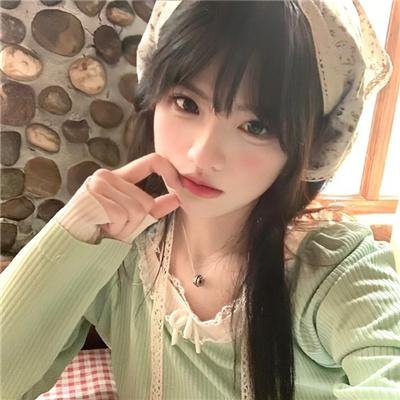 隔壁的吸血鬼美眉